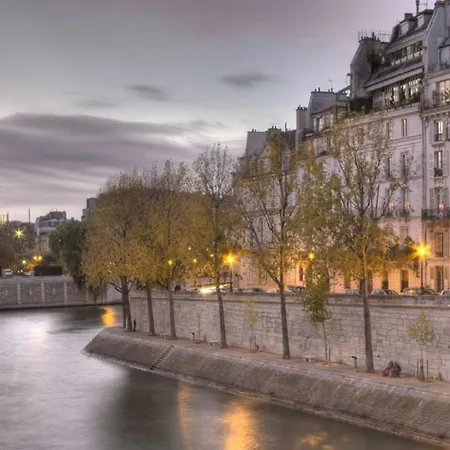 50m2 Rue Rambuteau/pompidou/marais/hotel De Appartamento